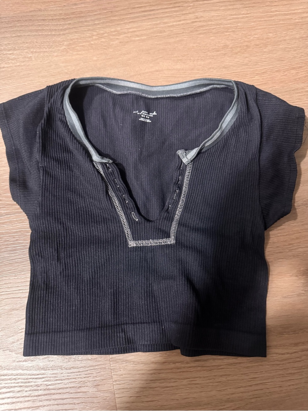 Urban Outfitters Black Ribbed Snap-Henley Crop Top